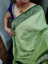 Load image into Gallery viewer, Pista green and dark green Chex Semi Georgette sarees
