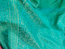 Load image into Gallery viewer, Pastel green Desinger Soft Georgette Star sarees
