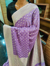 Load image into Gallery viewer, Lilac Desinger Soft Georgette Star sarees
