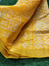 Load image into Gallery viewer, Yellow Bandini Print Cotton sarees
