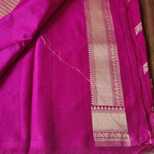 Load image into Gallery viewer, Wine and Newy blue Mango Designer soft Georgette Silk sarees
